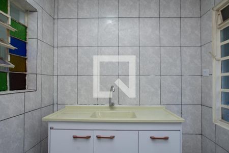 Cozinha de casa para alugar com 1 quarto, 30m² em Jardim Flor da Montanha, Guarulhos