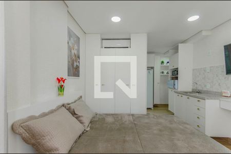 Sala/Quarto de casa de condomínio à venda com 1 quarto, 23m² em Vila Mariana, São Paulo