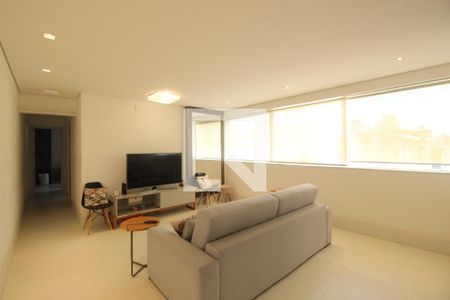 Sala  de apartamento à venda com 2 quartos, 70m² em Savassi, Belo Horizonte