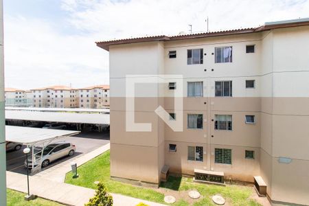 Vista da Sala de apartamento para alugar com 2 quartos, 49m² em Alto Boqueirão, Curitiba