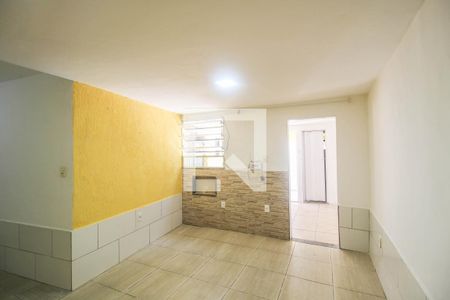 Quarto de casa para alugar com 1 quarto, 40m² em Nossa Senhora de Fatima, Nilópolis