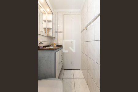 Banheiro de apartamento à venda com 2 quartos, 52m² em Jardim Oriental, São Paulo