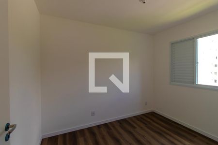 Quarto 2 de apartamento para alugar com 2 quartos, 48m² em Jardim Pioneira, Cotia