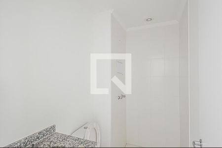 Banheiro de apartamento à venda com 1 quarto, 37m² em Jardim do Mar, São Bernardo do Campo