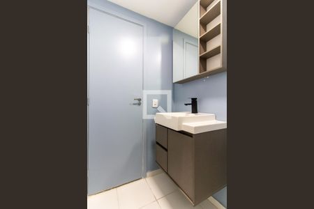 Banheiro de apartamento para alugar com 1 quarto, 34m² em Lapa, São Paulo