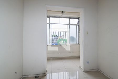 Sala de apartamento para alugar com 2 quartos, 68m² em Penha, Rio de Janeiro