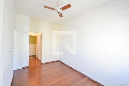 Sala de apartamento para alugar com 2 quartos, 68m² em Grajaú, Rio de Janeiro