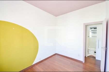 Quarto 1 de apartamento para alugar com 2 quartos, 68m² em Grajaú, Rio de Janeiro