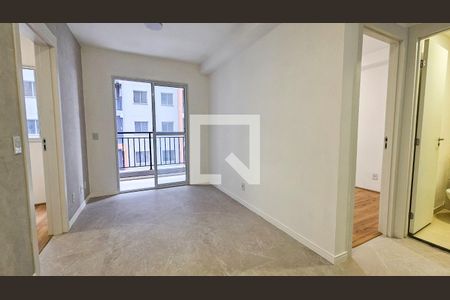 Sala de apartamento para alugar com 2 quartos, 38m² em Vila Isa, São Paulo