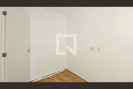 Quarto 1 de apartamento para alugar com 2 quartos, 38m² em Vila Isa, São Paulo