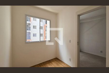 Quarto 1 de apartamento para alugar com 2 quartos, 38m² em Vila Isa, São Paulo