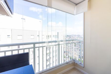 Sacada de apartamento para alugar com 2 quartos, 48m² em Padroeira, Osasco