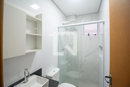 Banheiro de kitnet/studio para alugar com 1 quarto, 28m² em Parque Terra Nova Ii, São Bernardo do Campo