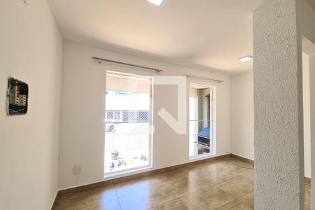 Sala de casa para alugar com 3 quartos, 130m² em Parque Residencial Oratorio, São Paulo