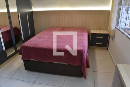 Quarto 1 de casa de condomínio para alugar com 2 quartos, 57m² em Cajuru, Curitiba