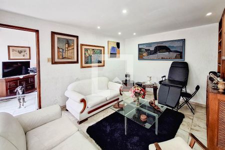 Sala 1 de casa à venda com 5 quartos, 300m² em Icaraí, Niterói