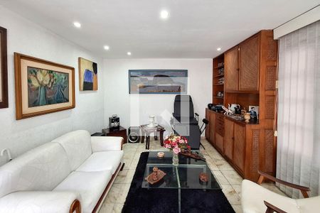 Sala 1 de casa à venda com 5 quartos, 300m² em Icaraí, Niterói