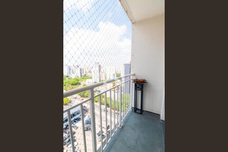 Sacada de kitnet/studio para alugar com 1 quarto, 27m² em Vila Guarani (zona Sul), São Paulo