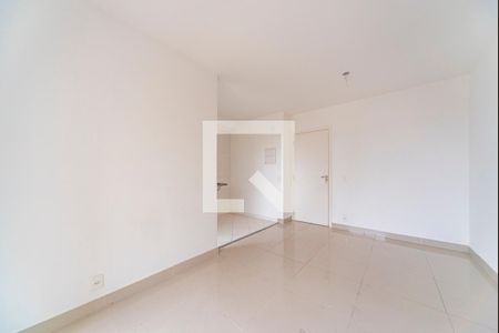 Sala de apartamento à venda com 2 quartos, 51m² em Vila Curuçá, Santo André