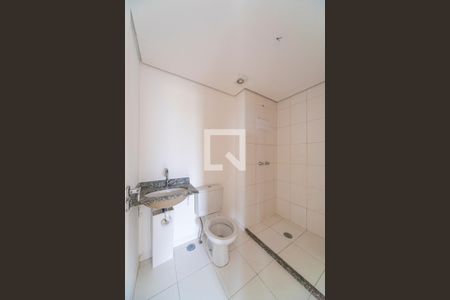 Banheiro  de apartamento à venda com 2 quartos, 51m² em Vila Curuçá, Santo André