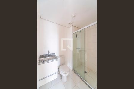 Banheiro  de apartamento à venda com 2 quartos, 51m² em Vila Curuçá, Santo André