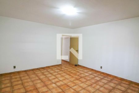 Sala de casa para alugar com 3 quartos, 150m² em Jardim Pinheiros, São Paulo