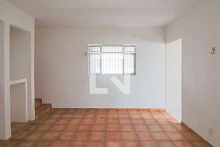 Sala de Jantar de casa para alugar com 3 quartos, 150m² em Jardim Pinheiros, São Paulo