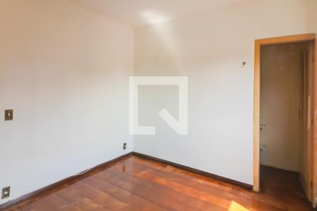 Quarto 1 de casa para alugar com 3 quartos, 150m² em Jardim Pinheiros, São Paulo