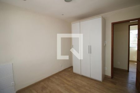 Quarto 1 de casa para alugar com 3 quartos, 80m² em Cordovil, Rio de Janeiro