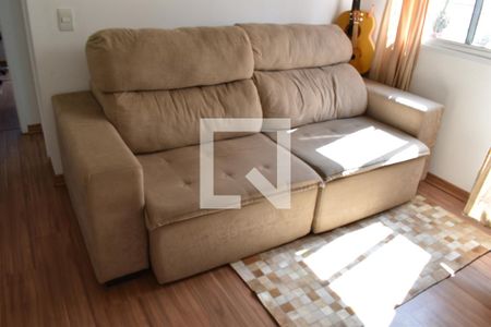 Sala de apartamento para alugar com 1 quarto, 30m² em Novo Mundo, Curitiba