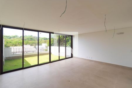 Sala de casa de condomínio à venda com 3 quartos, 242m² em Bairro das Palmeiras, Campinas