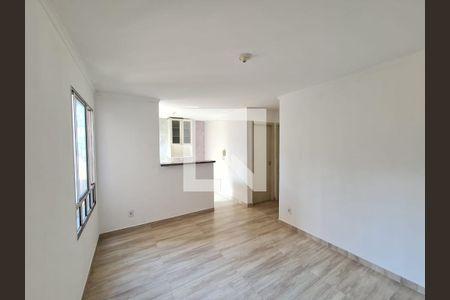 Sala  de apartamento para alugar com 2 quartos, 48m² em Água Chata, Guarulhos