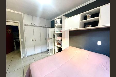 Casa à venda com 151m², 3 quartos e 2 vagas Casa à venda com 151m², 3 quartos e 2 vagasQuarto 2