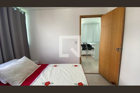 Quarto 2 de apartamento para alugar com 2 quartos, 90m² em Nova Granada, Belo Horizonte