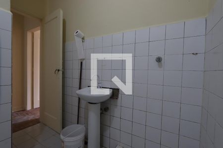 Banheiro de apartamento para alugar com 1 quarto, 48m² em Santa Ifigênia, São Paulo