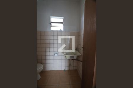 Banheiro de apartamento para alugar com 1 quarto, 28m² em Niterói, Canoas