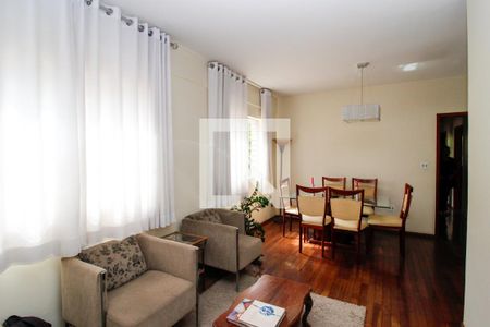 Sala de apartamento à venda com 4 quartos, 90m² em Santa Efigênia, Belo Horizonte