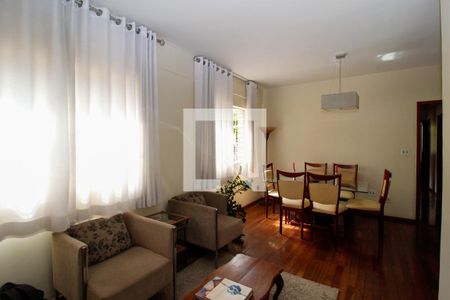 Sala de apartamento à venda com 4 quartos, 90m² em Santa Efigênia, Belo Horizonte