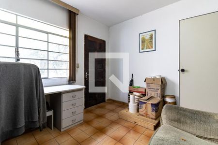 Sala de casa à venda com 2 quartos, 150m² em Vila Liviero, São Paulo