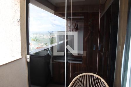 Varanda da Sala de apartamento para alugar com 2 quartos, 77m² em Park Lozandes, Goiânia