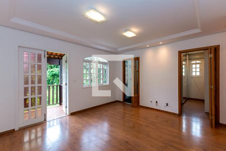 Casa à venda com 450m², 4 quartos e 4 vagas Casa à venda com 450m², 4 quartos e 4 vagasSuíte 2