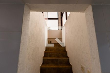 Casa à venda com 450m², 4 quartos e 4 vagas Casa à venda com 450m², 4 quartos e 4 vagasCorredor da Área de Serviço