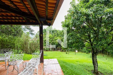 Casa à venda com 450m², 4 quartos e 4 vagas Casa à venda com 450m², 4 quartos e 4 vagasJardim