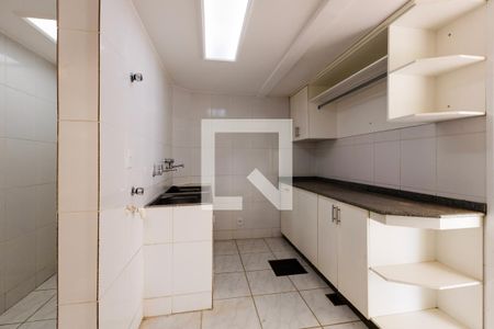 Casa à venda com 450m², 4 quartos e 4 vagas Casa à venda com 450m², 4 quartos e 4 vagasÁrea de Serviço