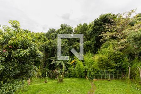 Casa à venda com 450m², 4 quartos e 4 vagas Casa à venda com 450m², 4 quartos e 4 vagasVaranda da Suíte 2