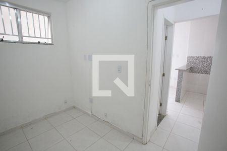 Quarto 1 de apartamento para alugar com 2 quartos, 25m² em Pechincha, Rio de Janeiro