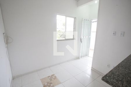 Sala de apartamento para alugar com 2 quartos, 25m² em Pechincha, Rio de Janeiro