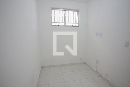 Quarto 1 de apartamento para alugar com 2 quartos, 25m² em Pechincha, Rio de Janeiro