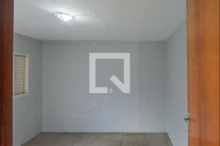 Quarto 2 de casa para alugar com 3 quartos, 70m² em Jardim das Bandeiras, Campinas