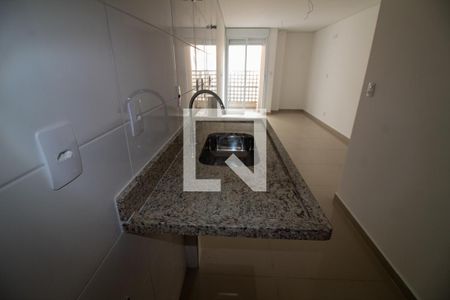 Cozinha de kitnet/studio à venda com 1 quarto, 24m² em Chácara Santo Antônio (zona Sul), São Paulo